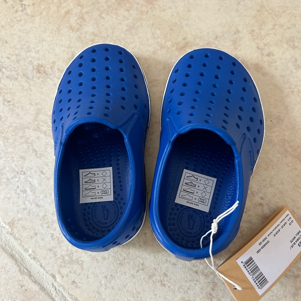 Native Miles Victoria Blue Shoes US Size 6